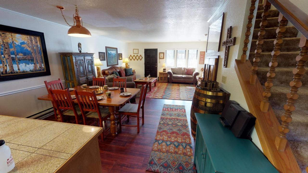 Claim Jumper 8 Townhouse With High Speed Wifi Apartment Red River Exterior photo