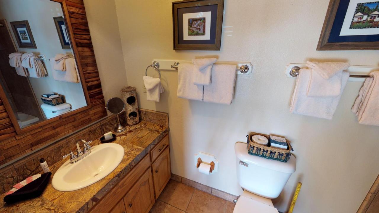 Claim Jumper 8 Townhouse With High Speed Wifi Apartment Red River Exterior photo